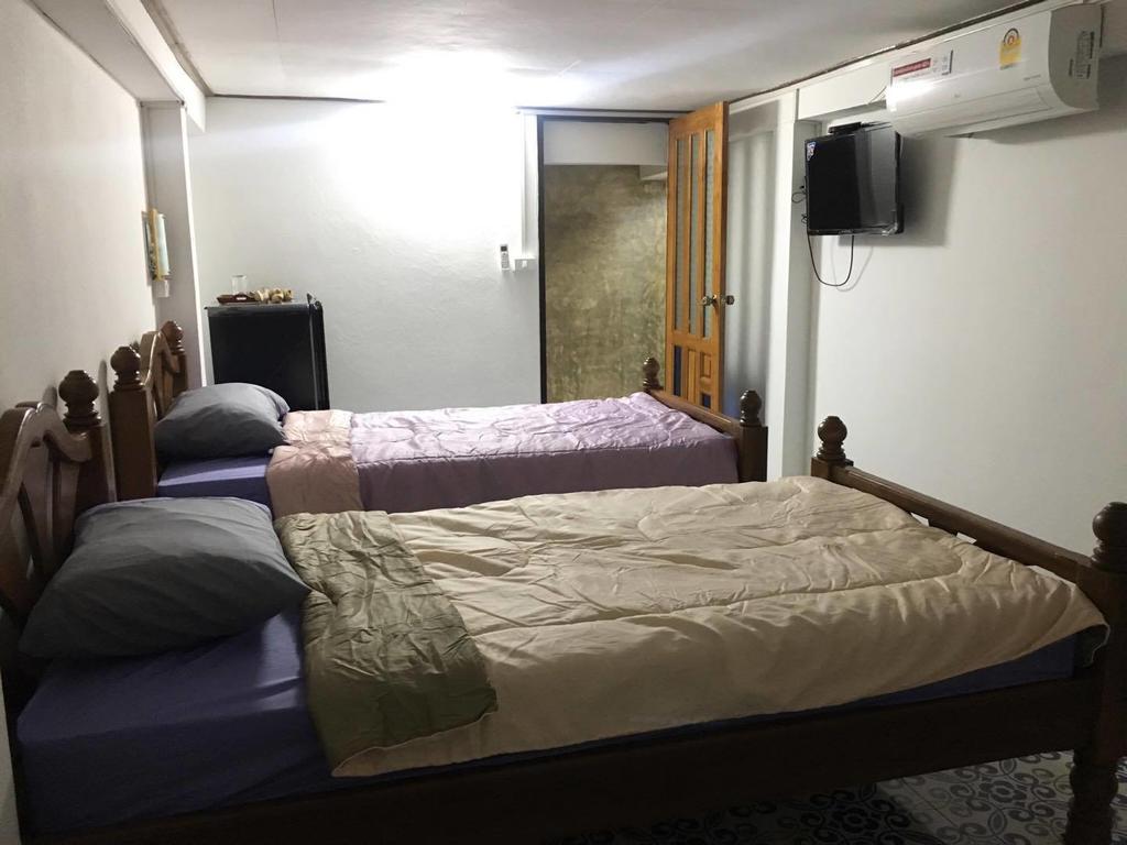 Saduemuenghomestay Phre Kültér fotó